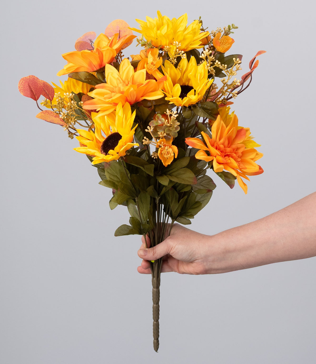 21" Sunflower Dahlia Bush: Orange Yellow (18 Stem) detail photo 3