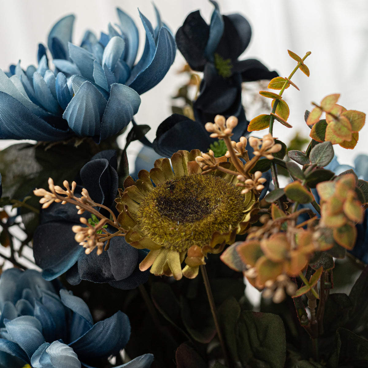 21" Sunflower Mum Bush: Blue (14 Stem) Lifestyle Photo