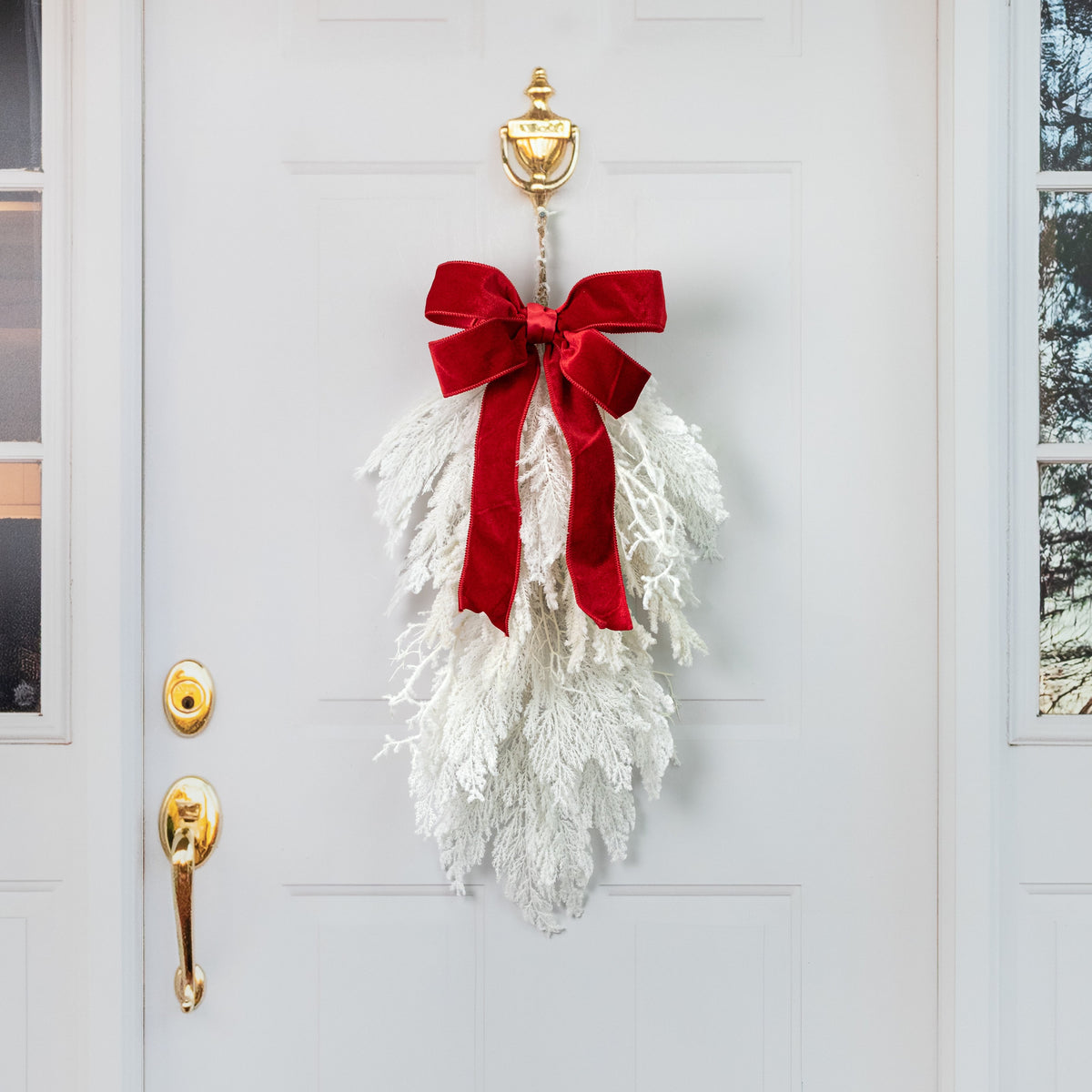 29" Flocked Cedar Teardrop: White Lifestyle Photo