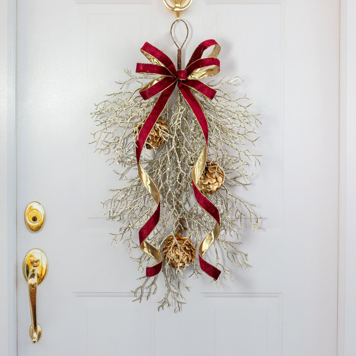3.5" Pinecone Artichoke Ball Ornament: Gold detail photo 4