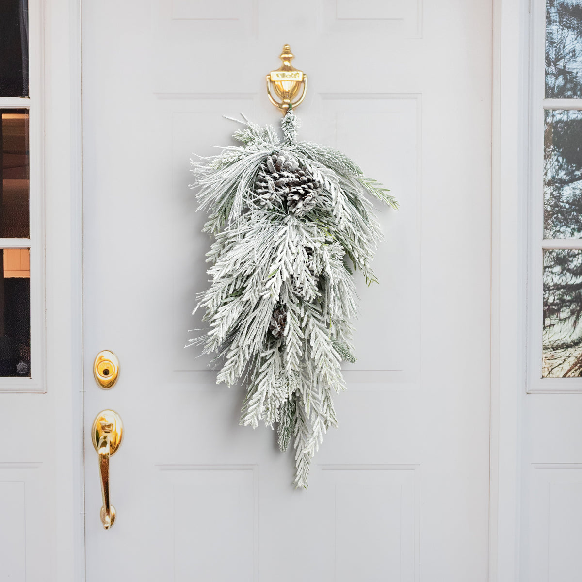 30" Mixed Flocked Pine & Pinecone Teardrop Lifestyle Photo