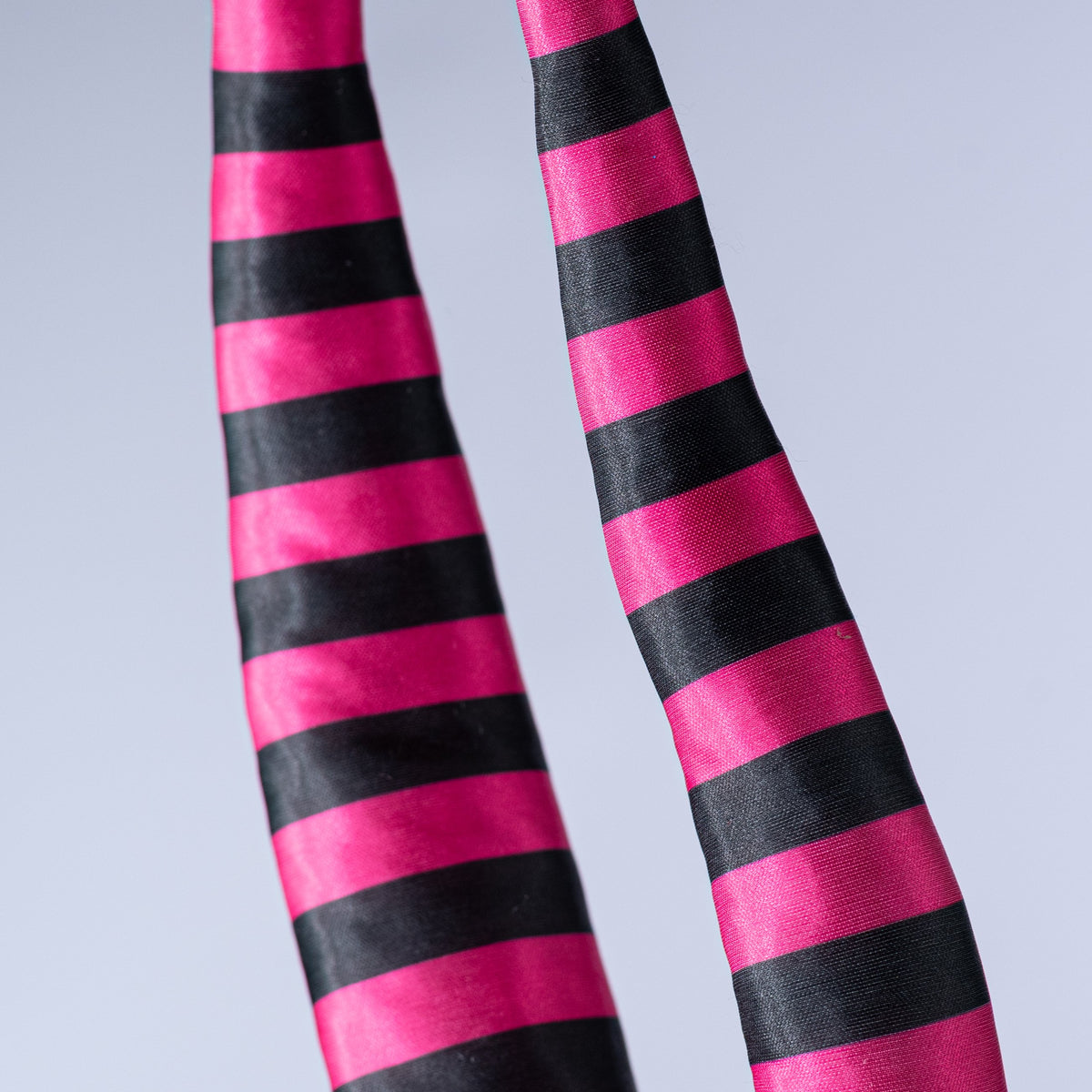 30" Stripe Fabric Horn Spray: Black & Hot Pink detail photo 4