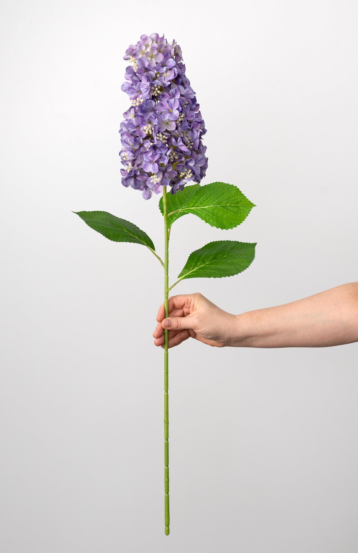 32" Fabric Cone Hydrangea Stem: Lavender Purple detail photo 3
