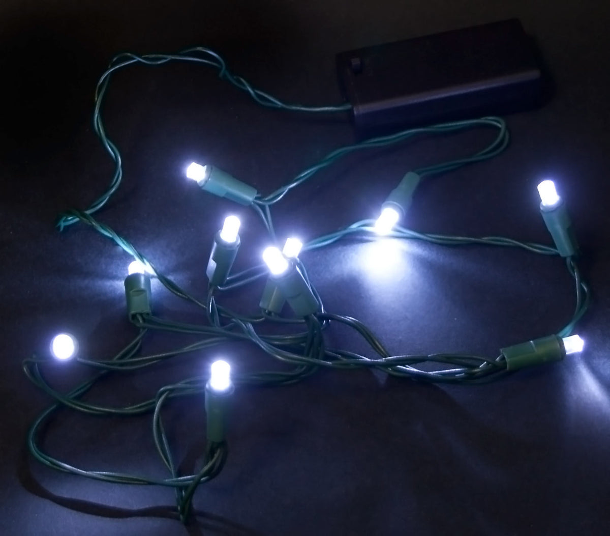 Battery Light Strand: 10 LED White detail photo 4