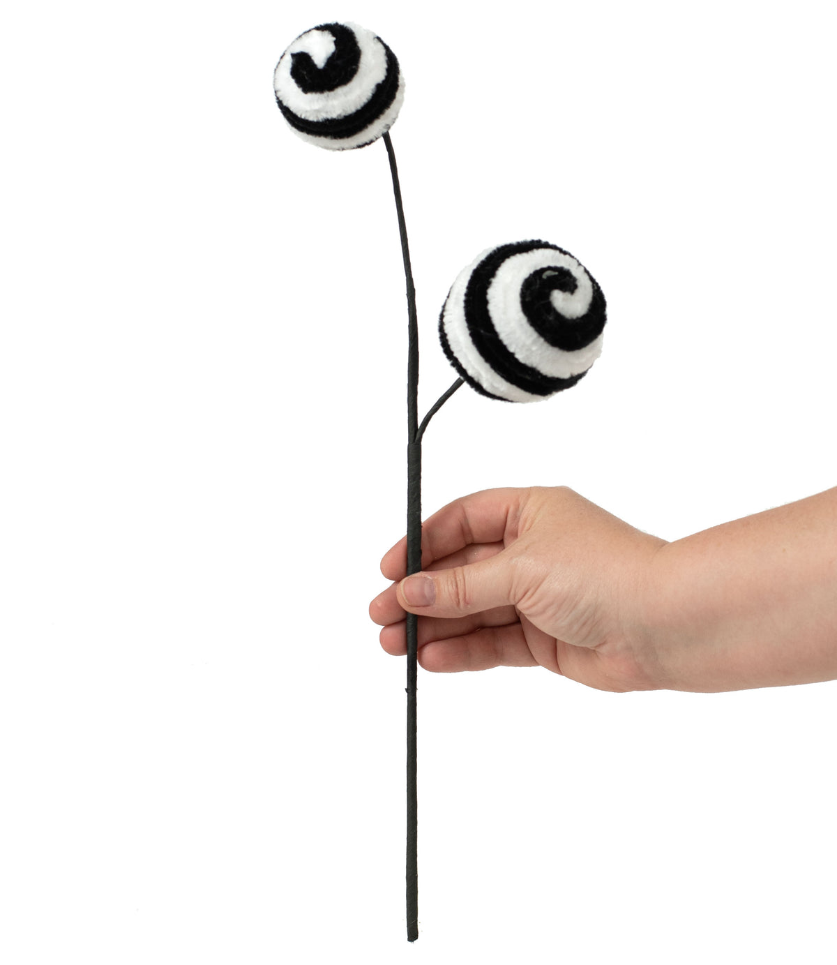 16" Black & White Swirl Ball Spray Lifestyle Photo