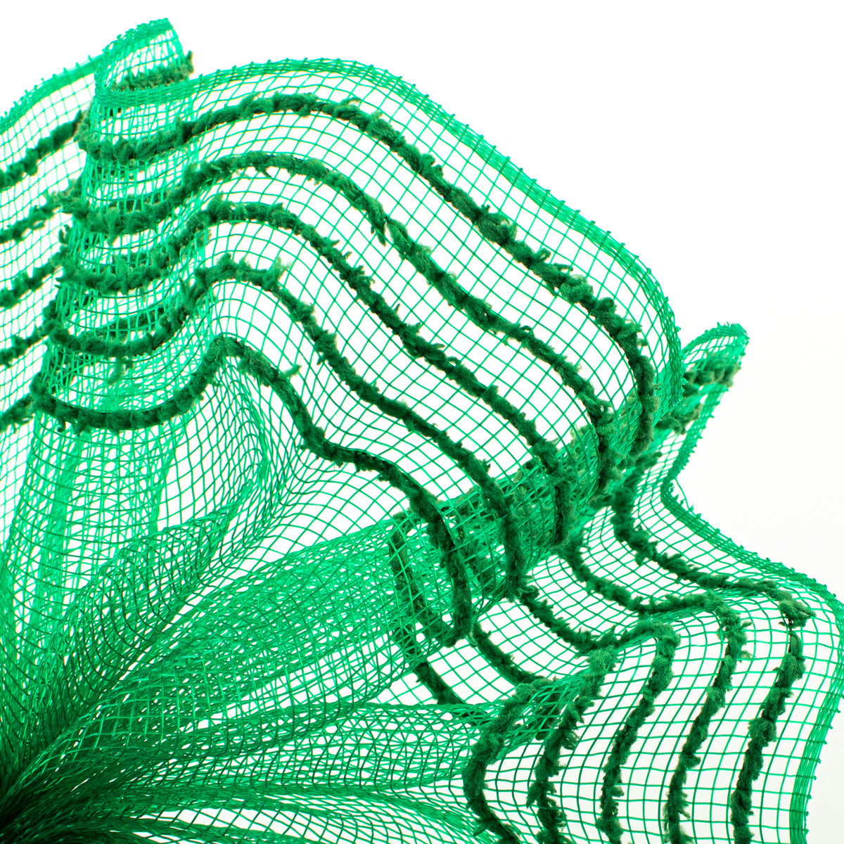 10" Border Stripe Snowdrift Mesh: Emerald Green Lifestyle Photo