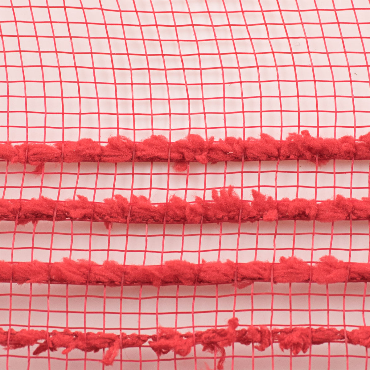10" Border Stripe Snowdrift Mesh: Red detail photo 3