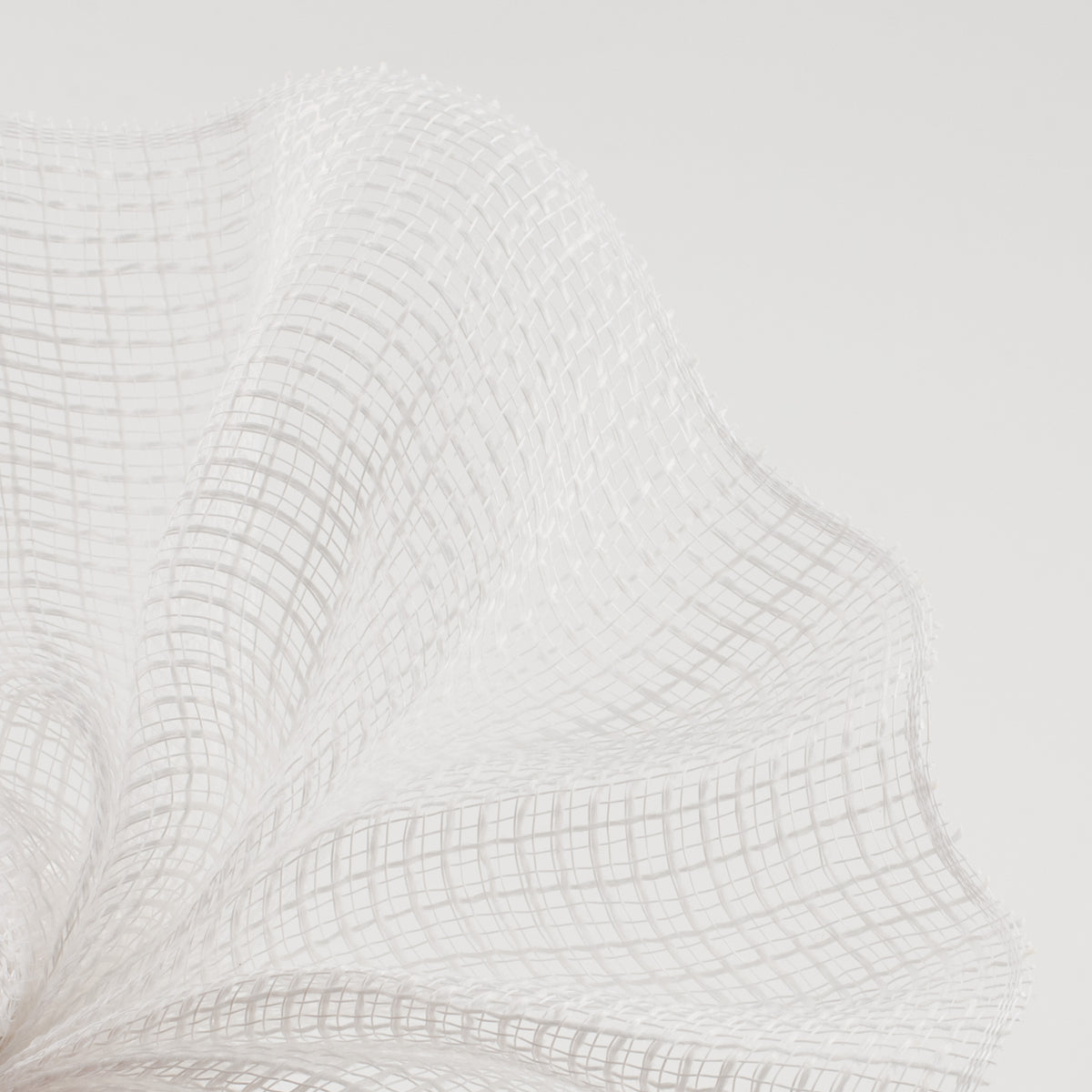 10" Check Fabric Mesh: White Lifestyle Photo