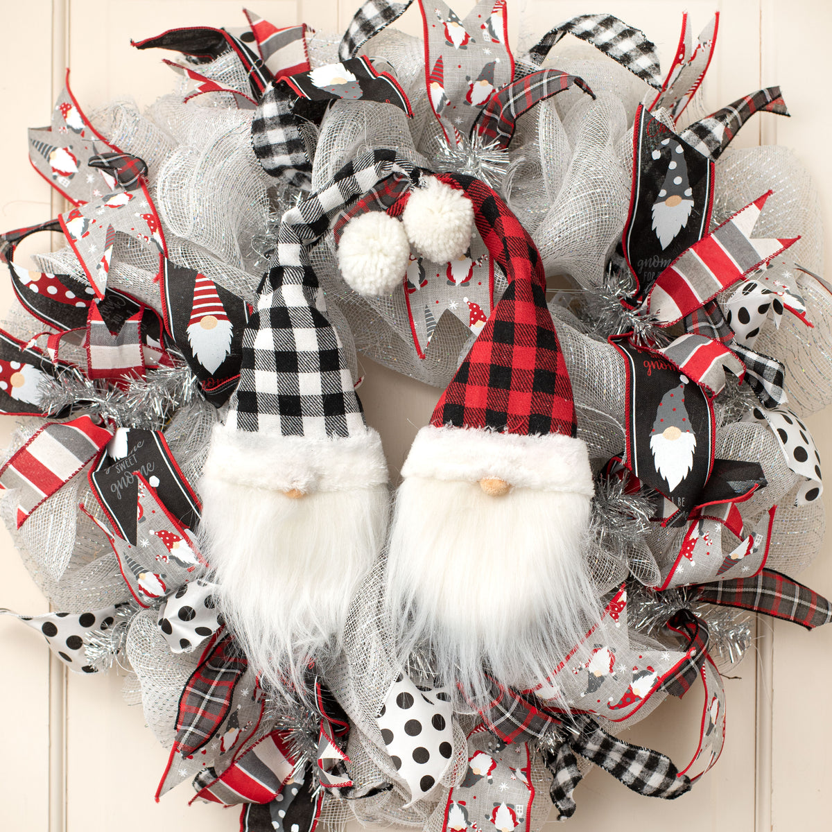 20" Check Gnome Head: Black & White Lifestyle Photo
