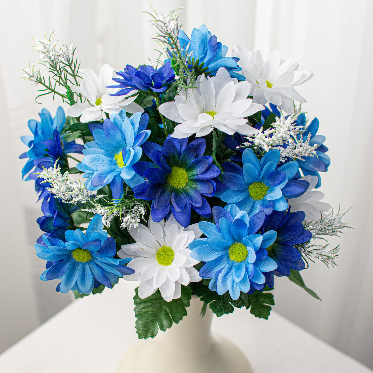 17" Colorfast Daisy Mix Bush: Blue & White Item Number: 30160BLWT