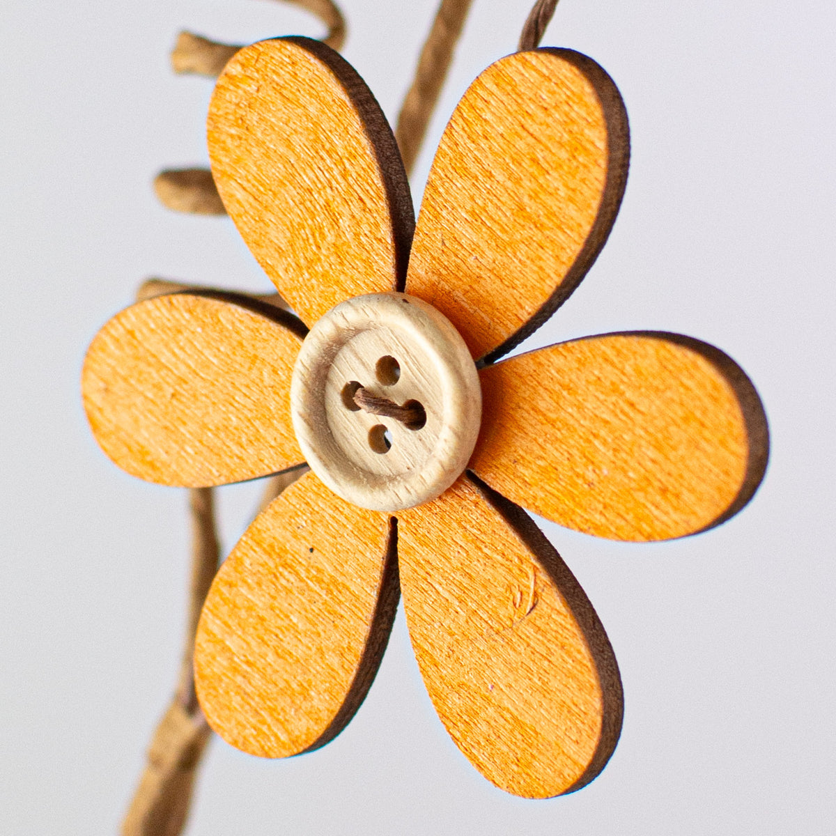 28" Daisy Wooden Cutout Spray detail photo 4
