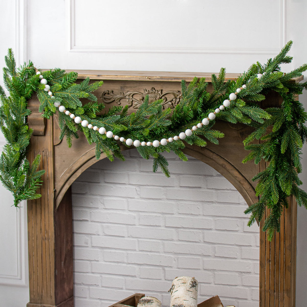6' Deluxe Trinity Pine Garland Lifestyle Photo