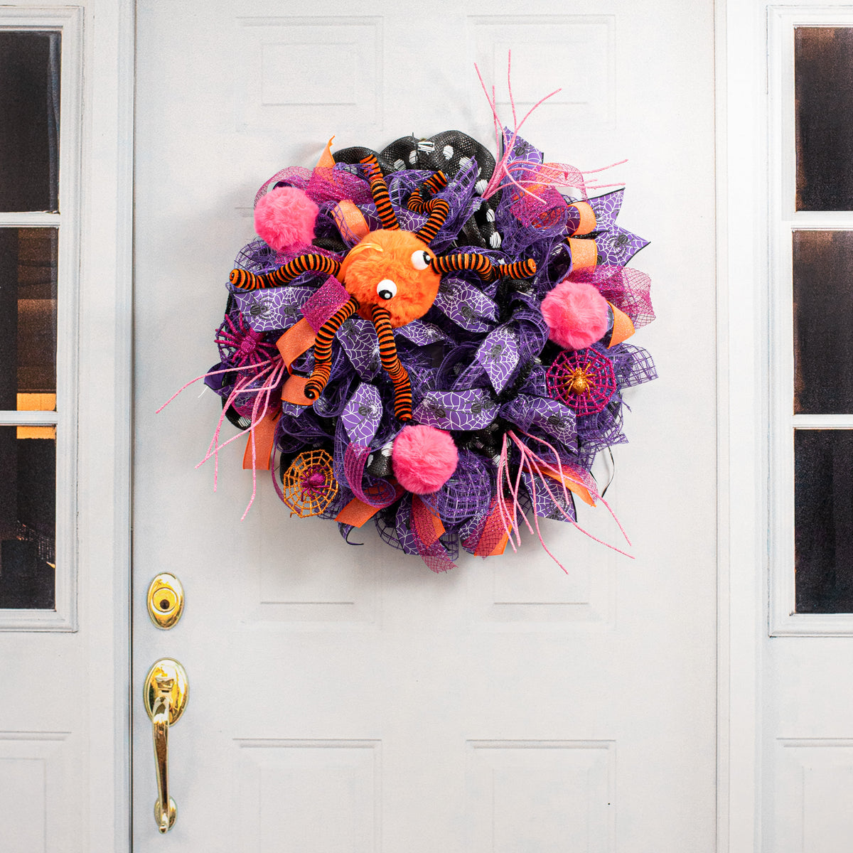 15" Faux Fur Spider Wreath Accent: Orange & Black detail photo 5