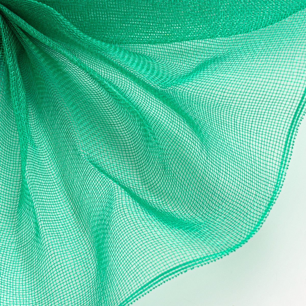 10" Fine Weave Deco Mesh: Emerald Green Lifestyle Photo