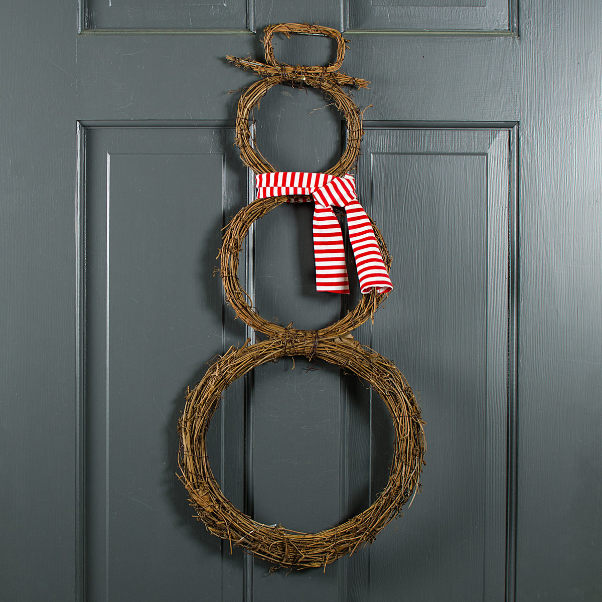 24" Flat Grapevine Snowman Decoration: Natural Lifestyle Photo