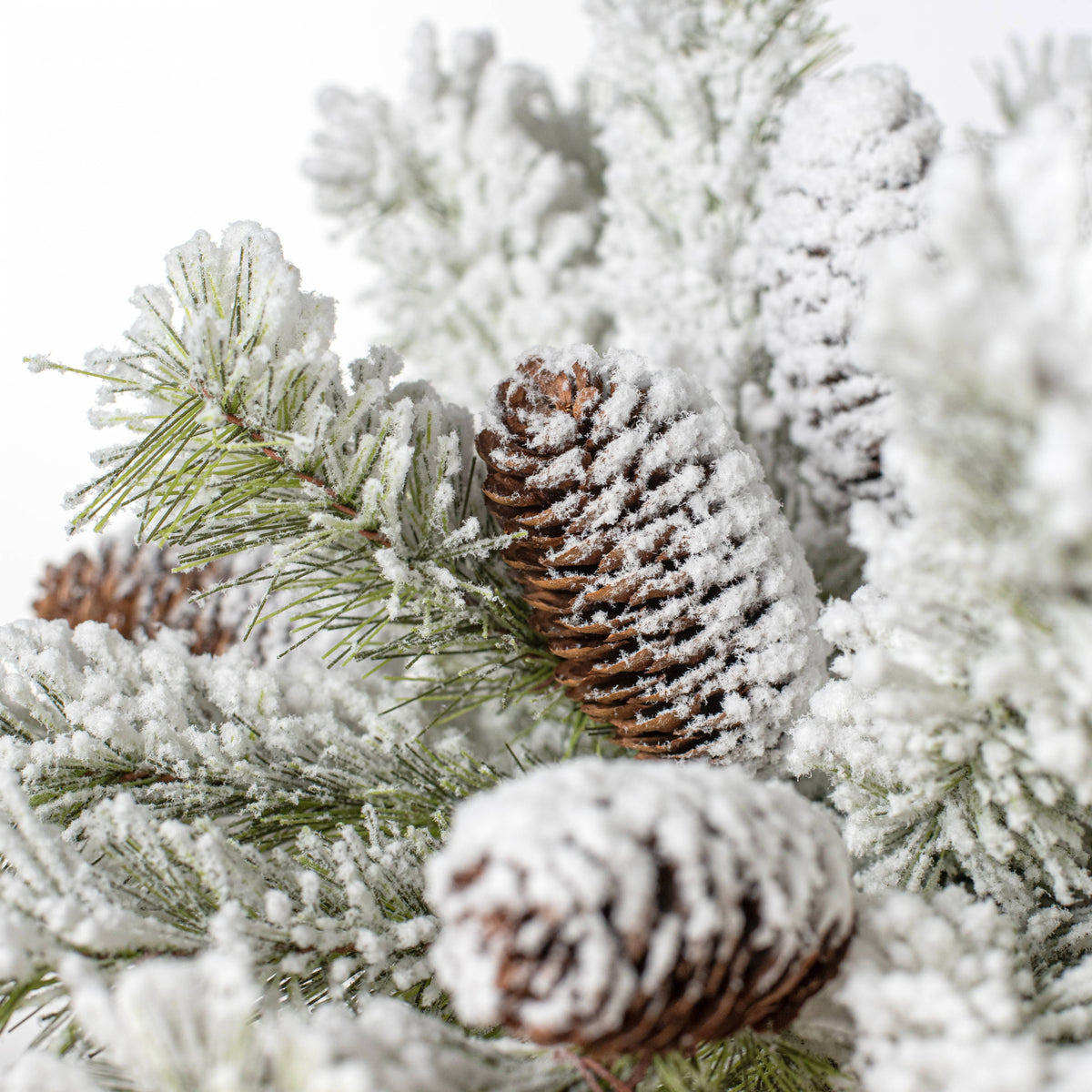 18" Flocked Dakota Pine Centerpiece Ball Swag detail photo 3
