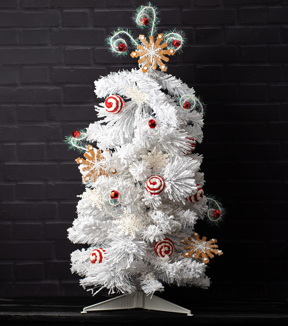 3' Flocked White Pine Tree Lifestyle Photo