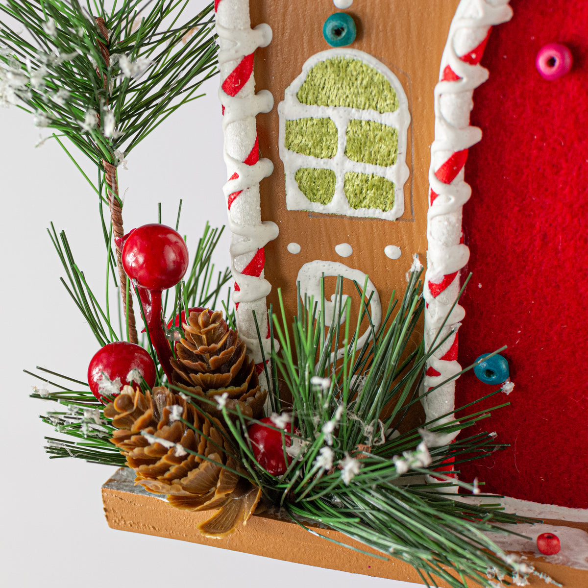 9.5" Gingerbread House Decoration detail photo 3