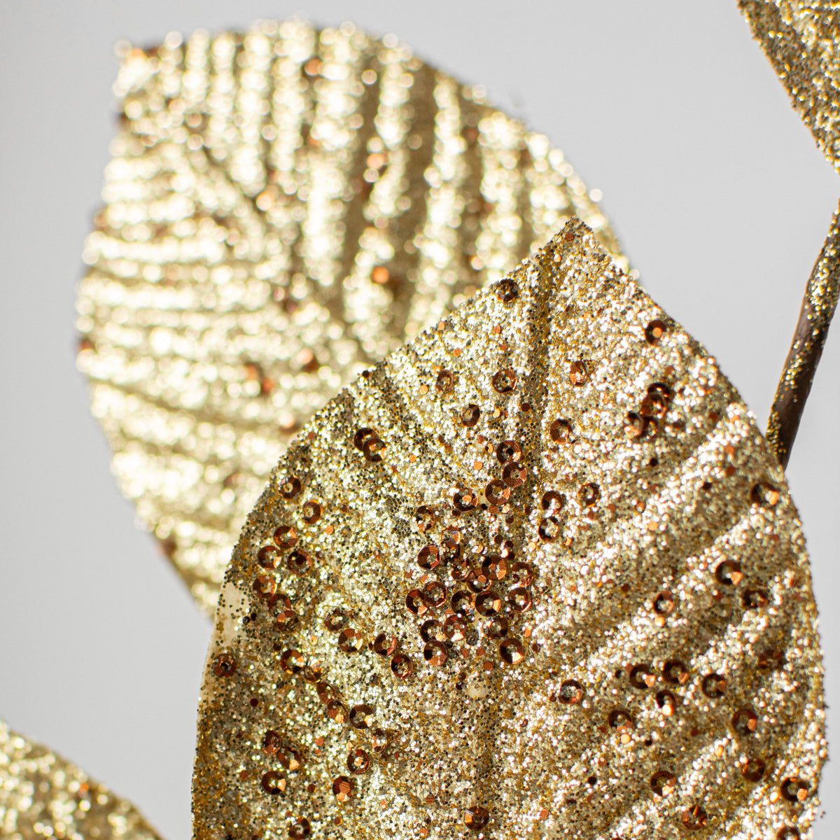 27" Glitter Leaf Spray: Gold Lifestyle Photo