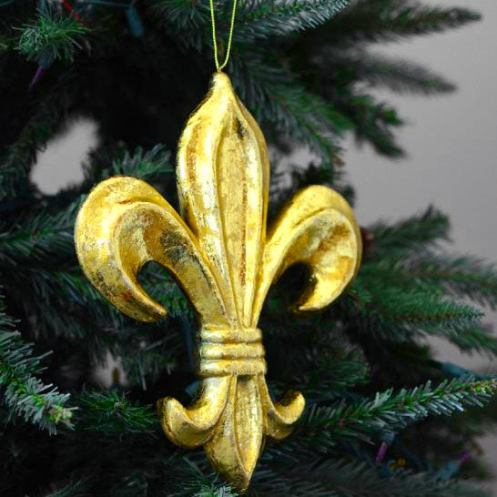 10" Gold Leaf Fleur de Lis Ornament Lifestyle Photo