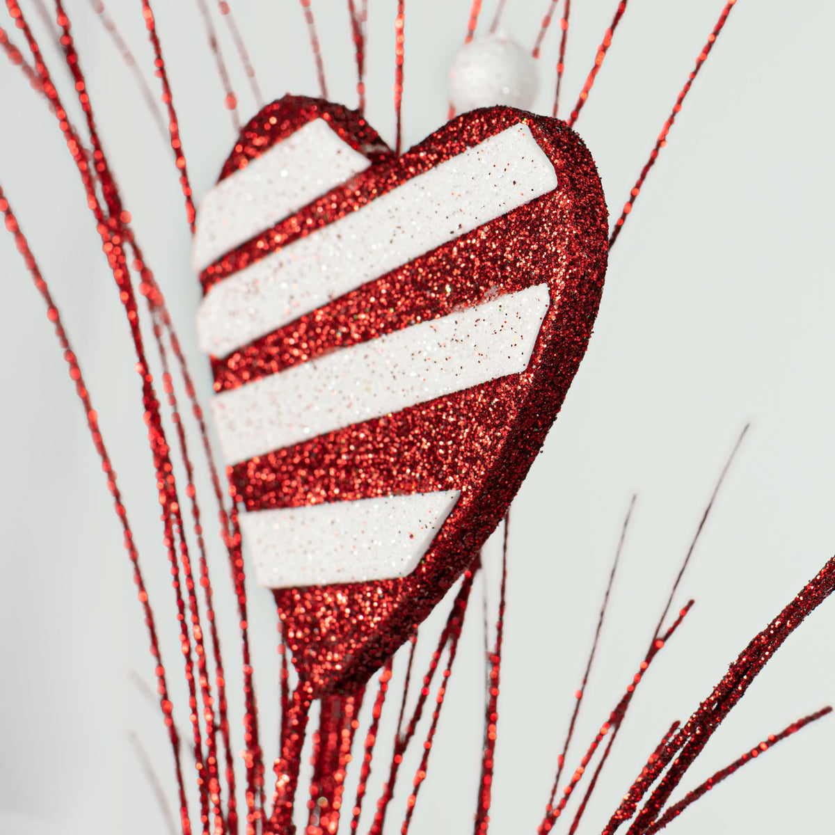 29" Hearts Swirl Ball Spray Lifestyle Photo