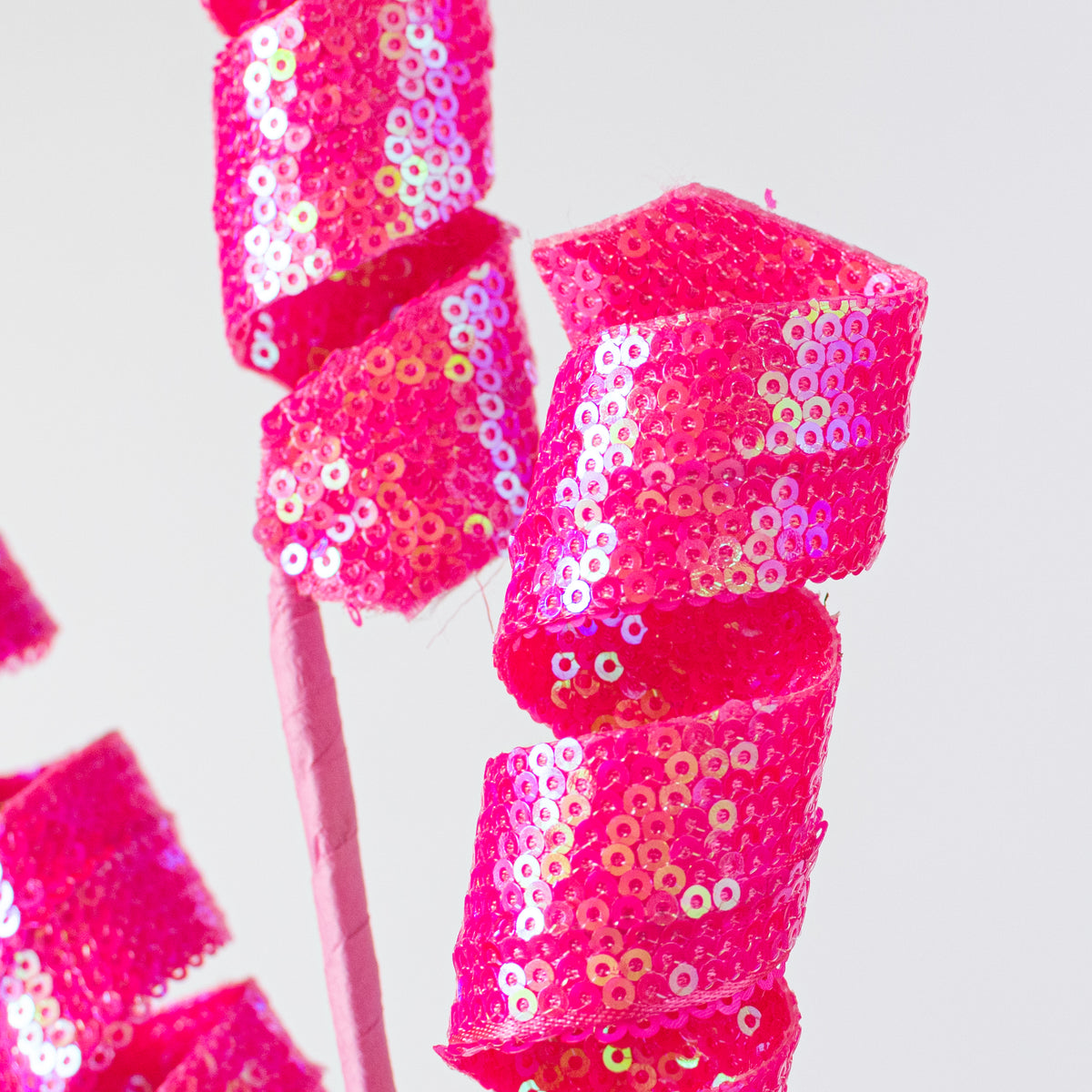 24" Sequin Frizzy Curly Spray: Iridescent Hot Pink