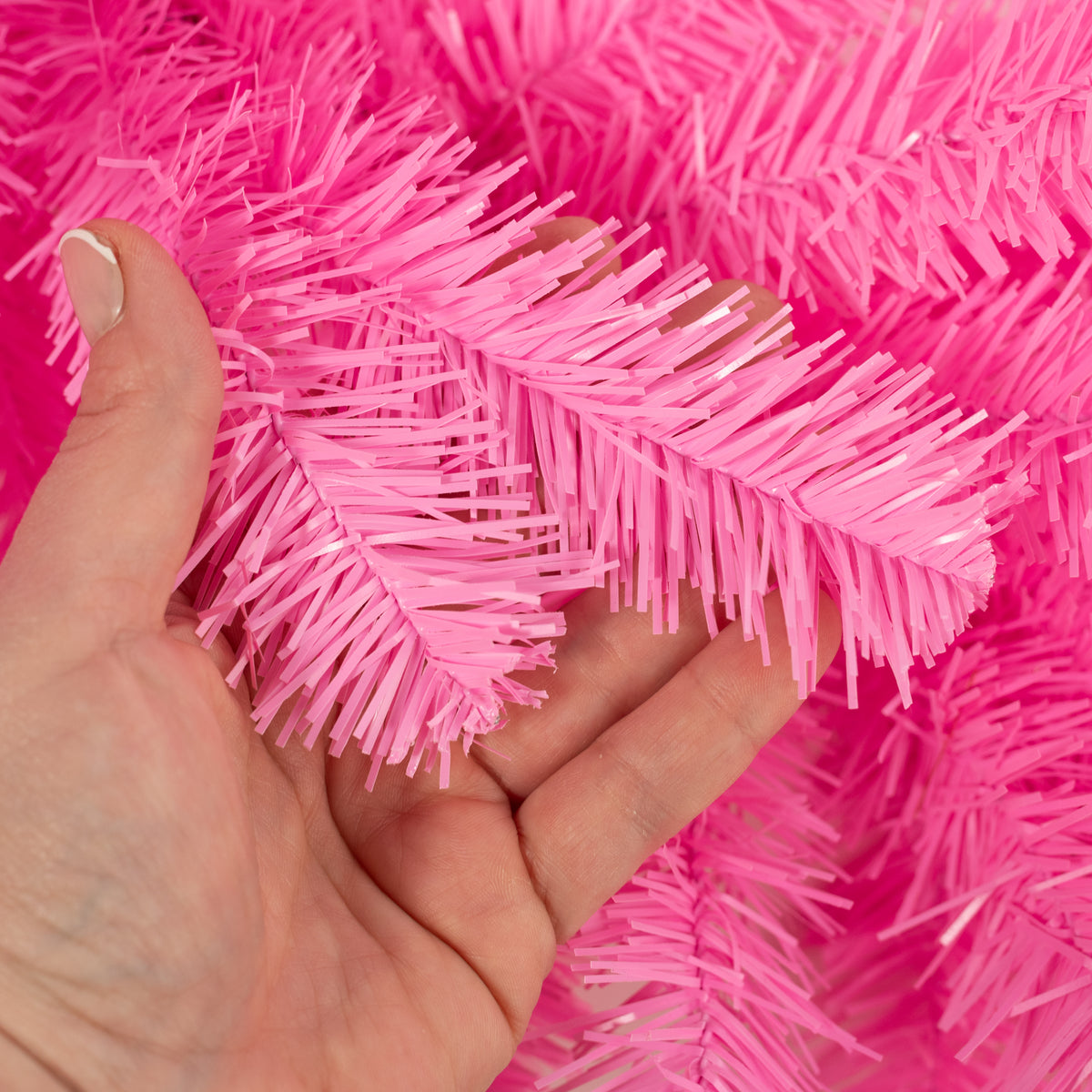 30" Pine Teardrop Swag: Pink (70 Tips)