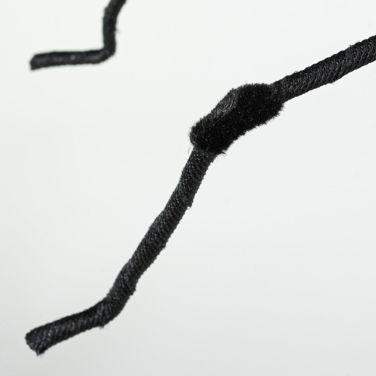 16" Frizzy Tinsel Spider: Purple