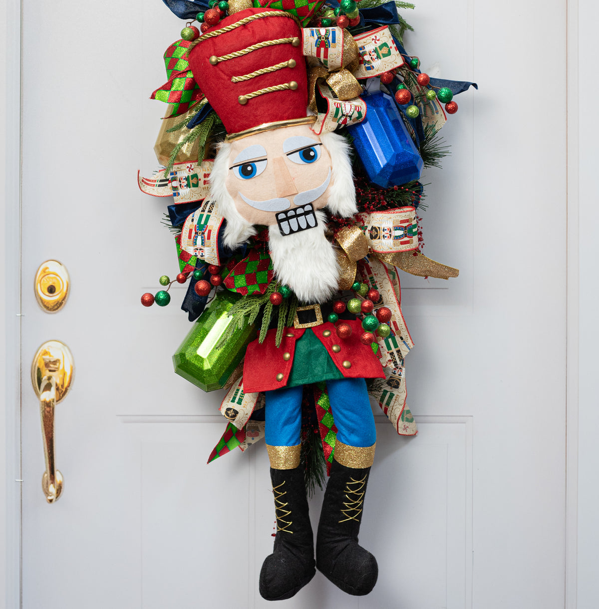 33" 2-Piece Traditional Nutcracker Wreath Decor Kit: Light Skin