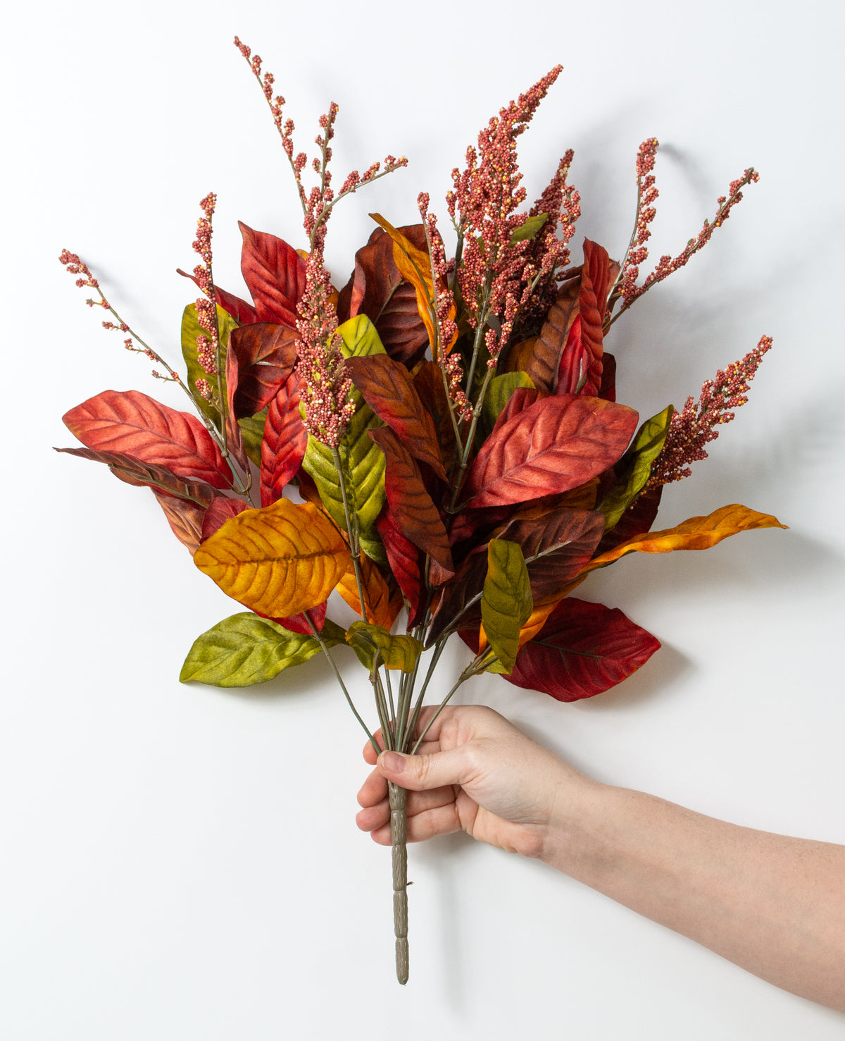 21" Magnolia Leaves & Berries Bush: Fall (12 Stem)