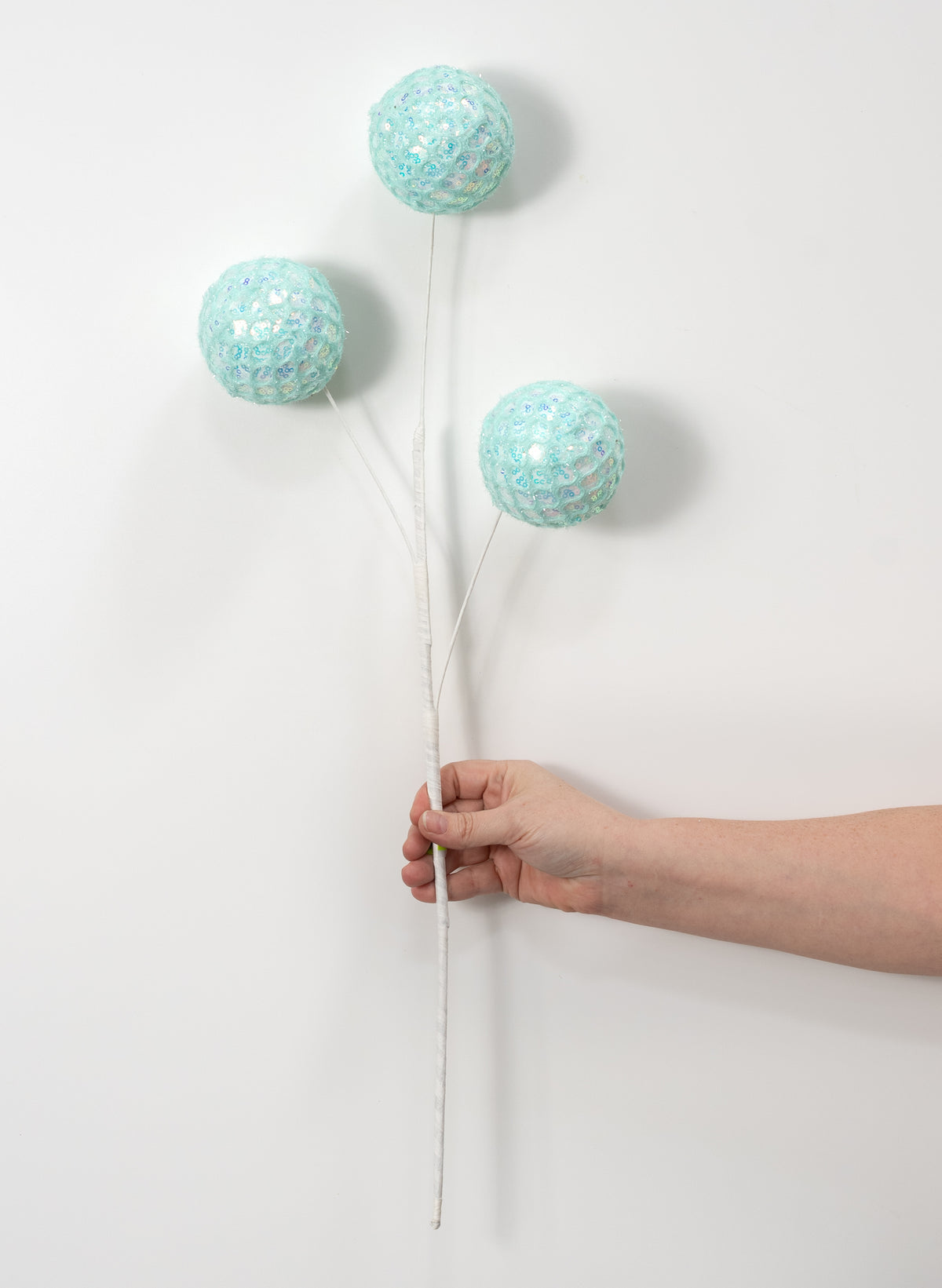 25" Mesh Sequin Ball Spray: Iridescent Mint Blue