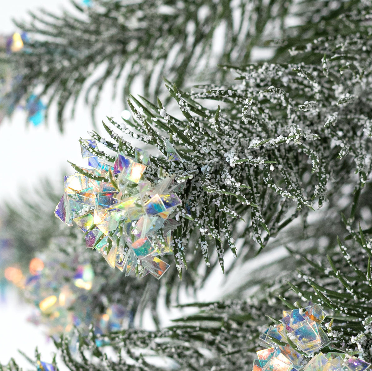 30" Iridescent Spark Teardrop: Frosted Evergreen Pine