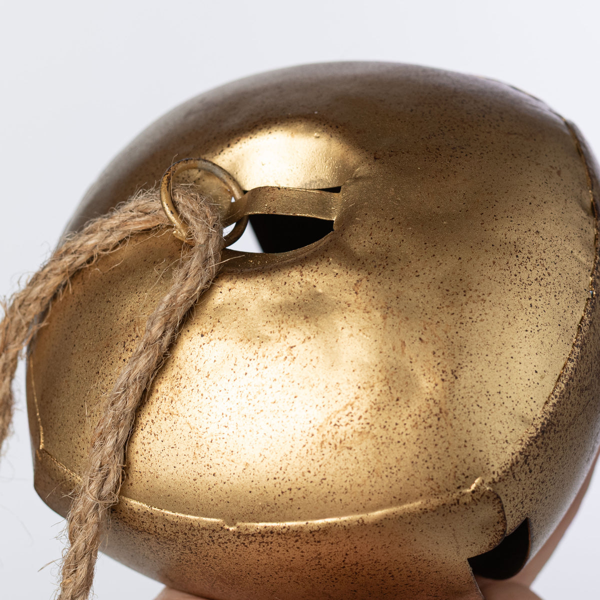 5" Sleigh Bell Ornament: Antique Gold