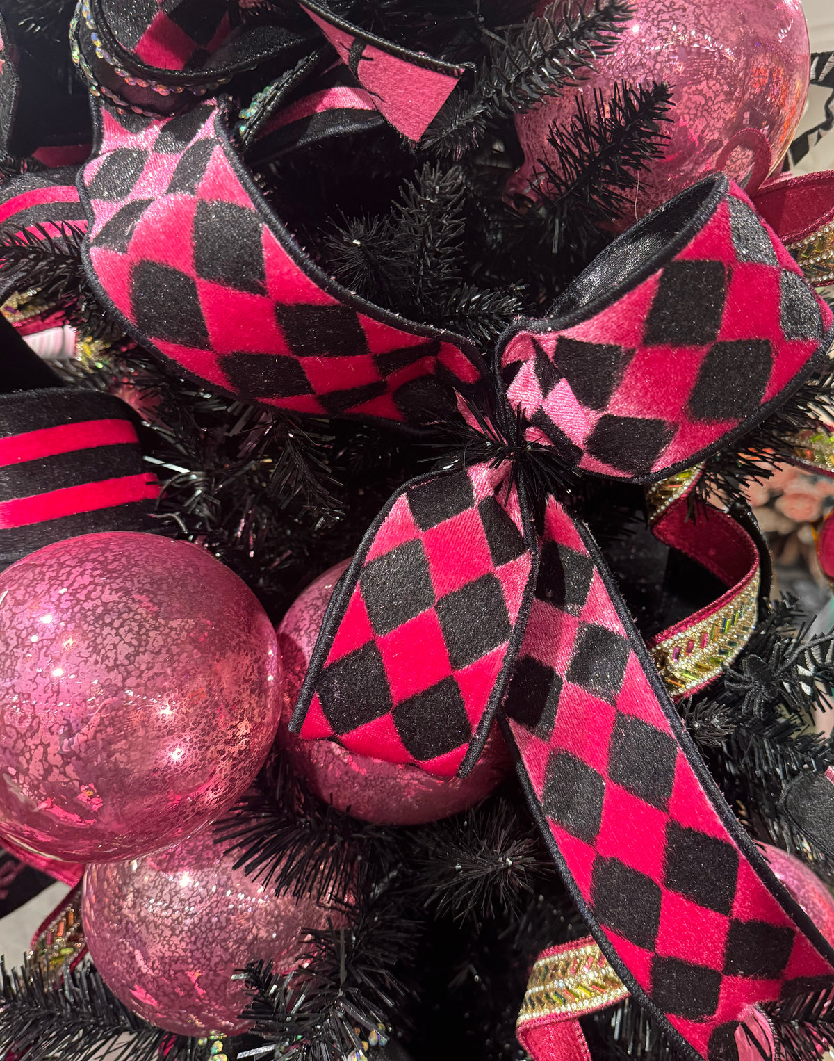 [D Stevens] 2.5" Ice Velvet Harlequin Ribbon: Pink & Black (10 Yards)