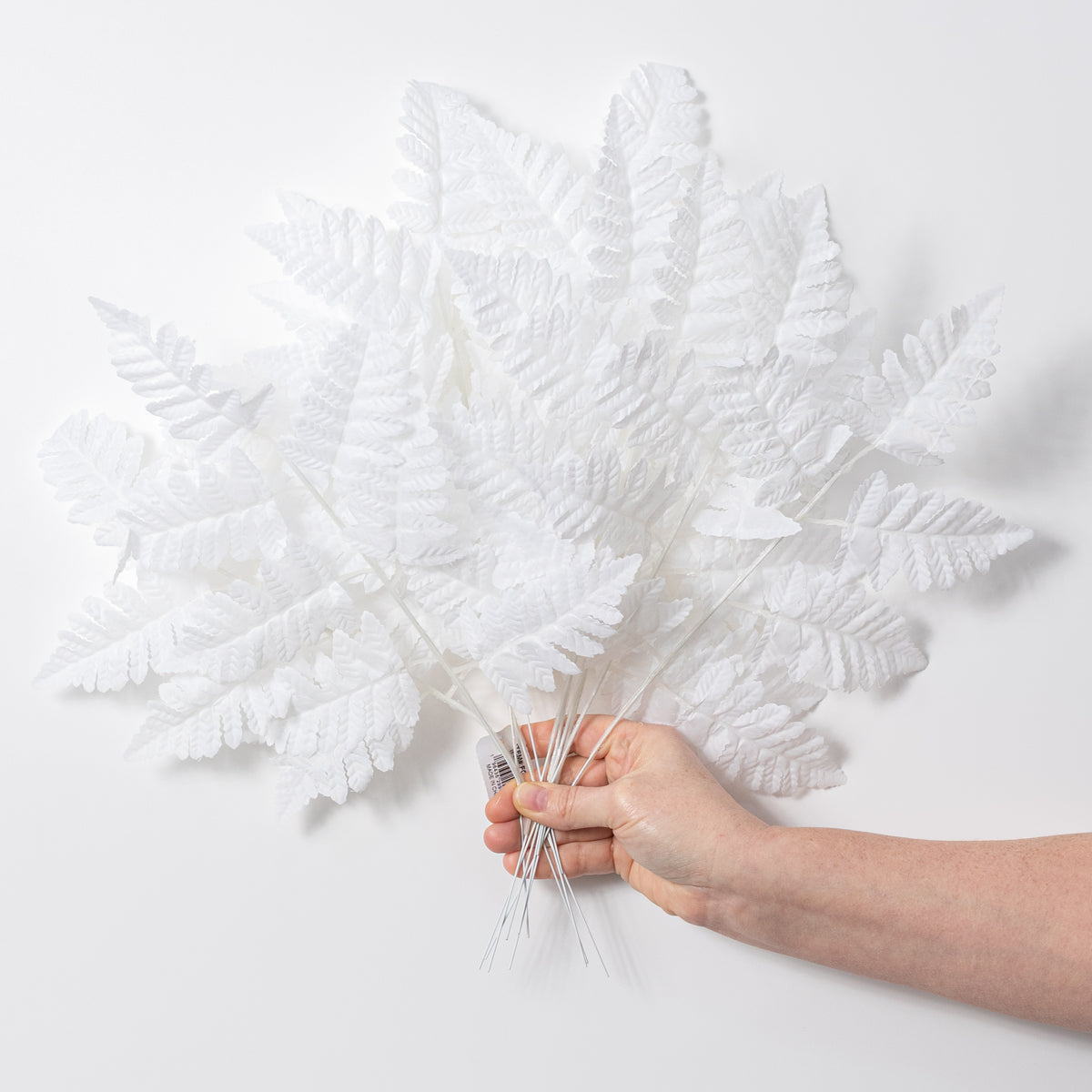 17" Pull Apart Silk Leather Leaf Bush: White (12 Stems)