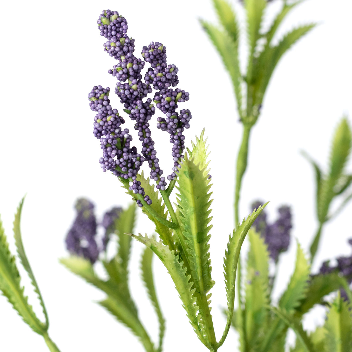 21" Lavender Flowers Bush