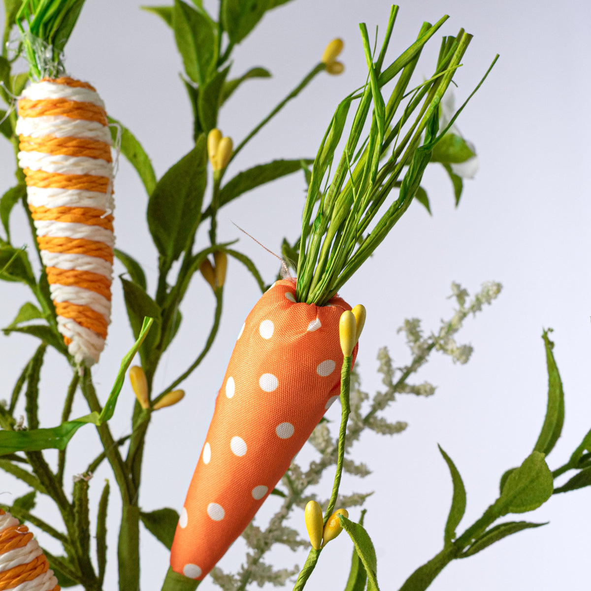 16" Fabric Carrot Filler Pick