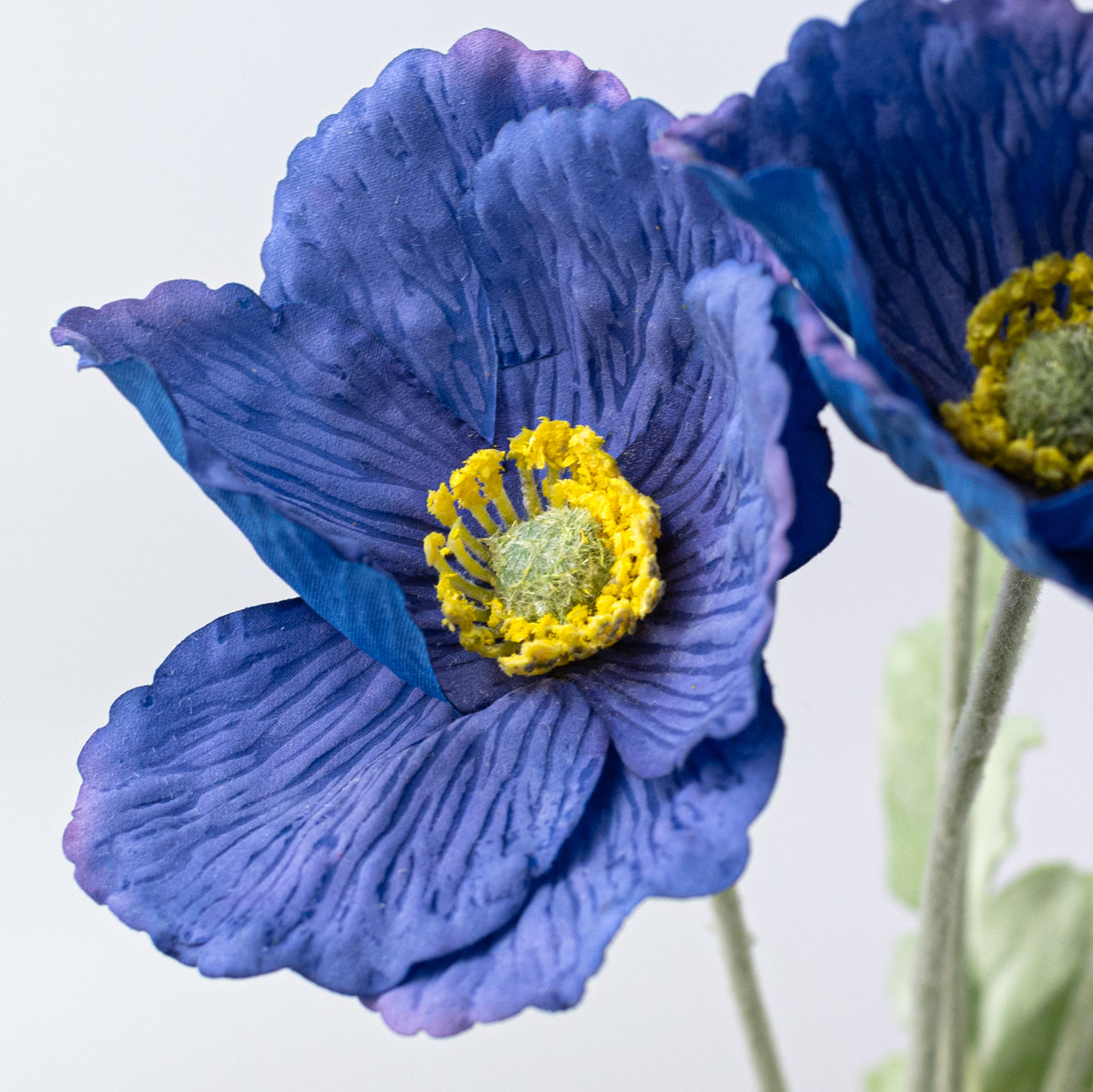 25" Real Touch Poppy Spray: Blue Violet