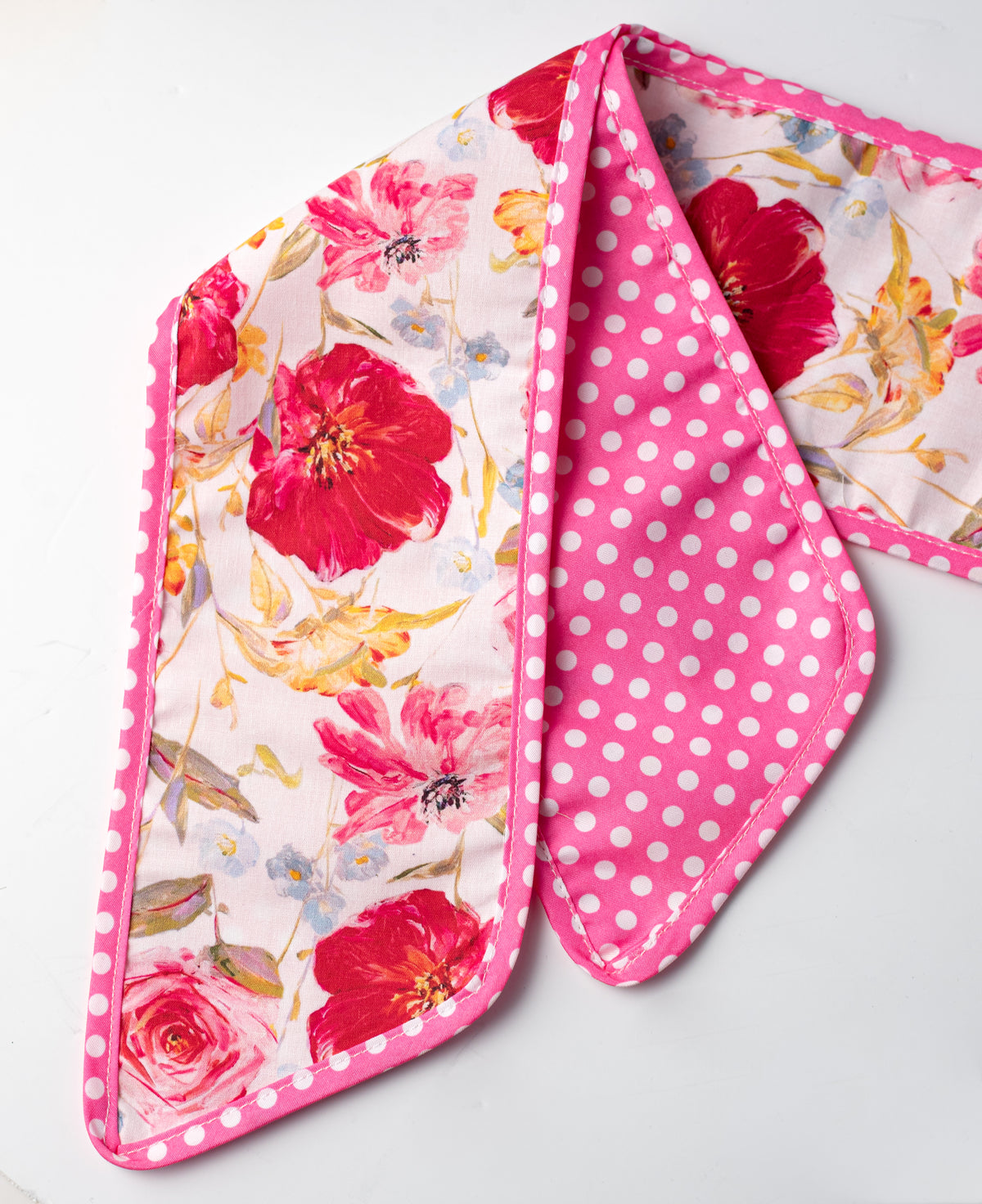 [D Stevens] 4" x 56" Poplin Wreath Sash: Roses & Poppies on Pink Polkadots