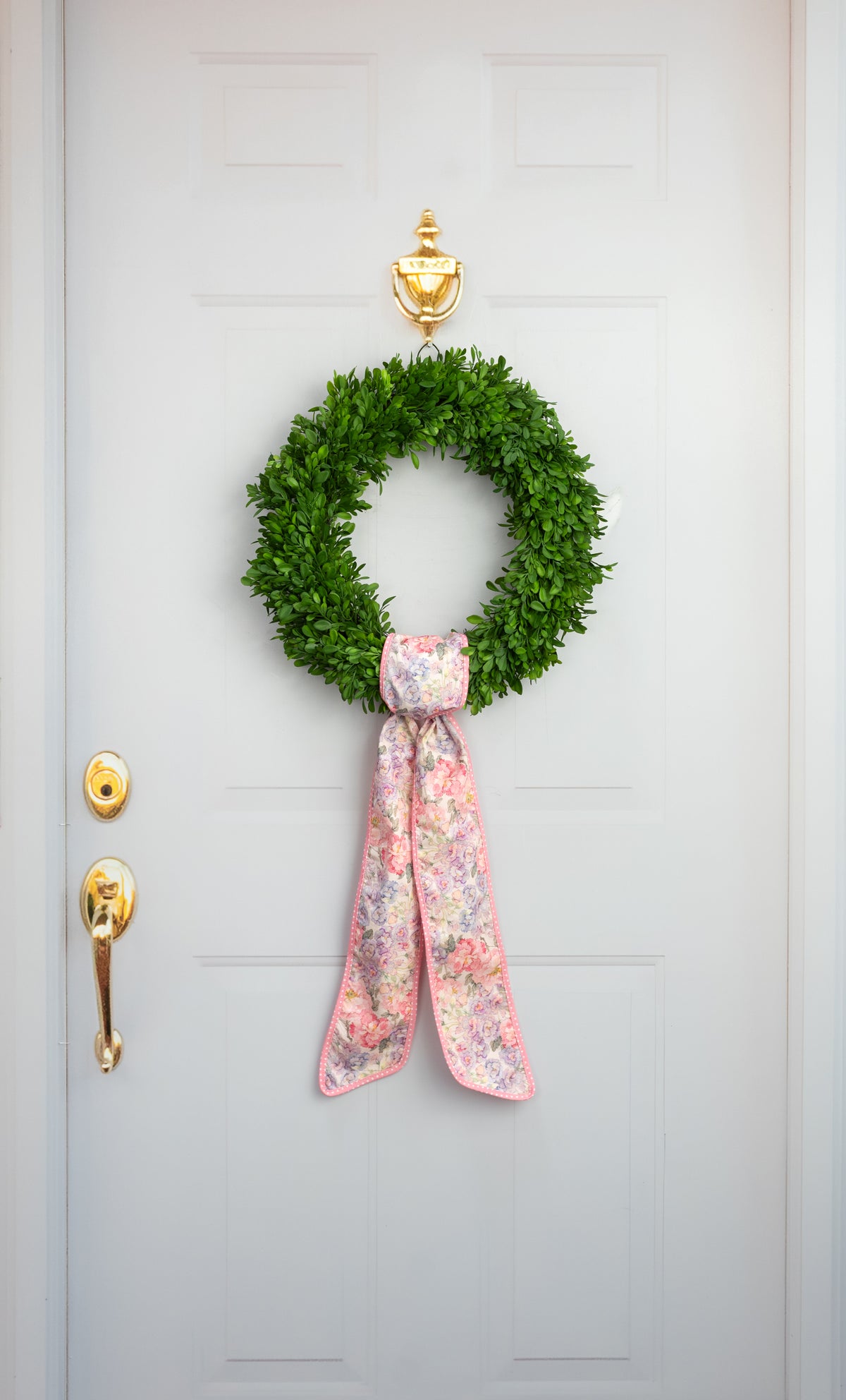 [D Stevens] 4" x 56" Poplin Wreath Sash: Mixed Florals on Rose Pink Polkadots