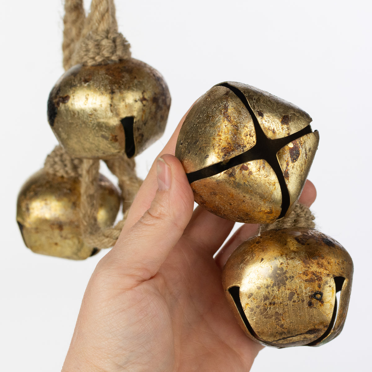 15" Jingle Bell Hanger Ornament: Antique Gold detail photo 3