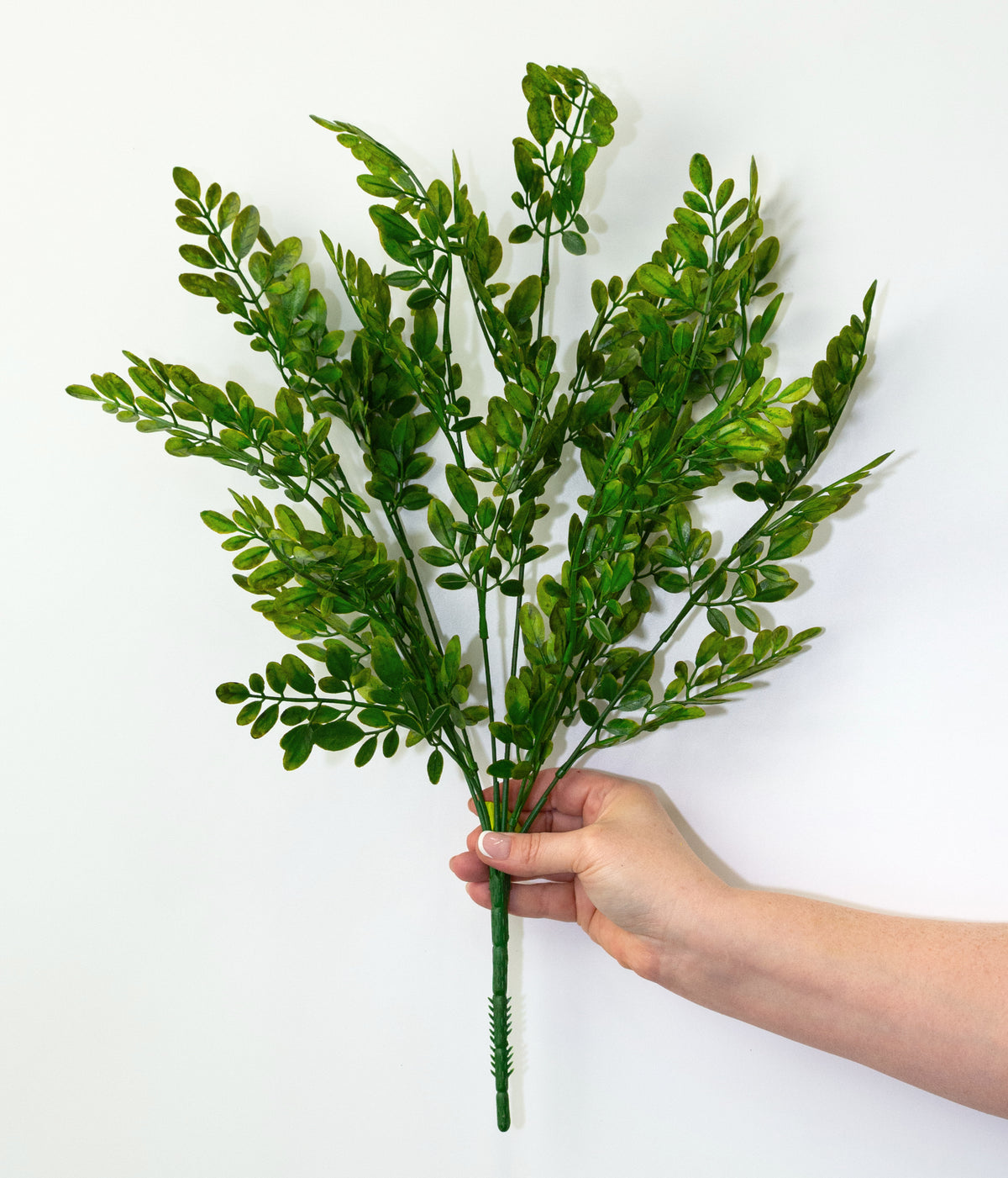 21" Plastic Locust Leaf Bush: Green (8 Stem)