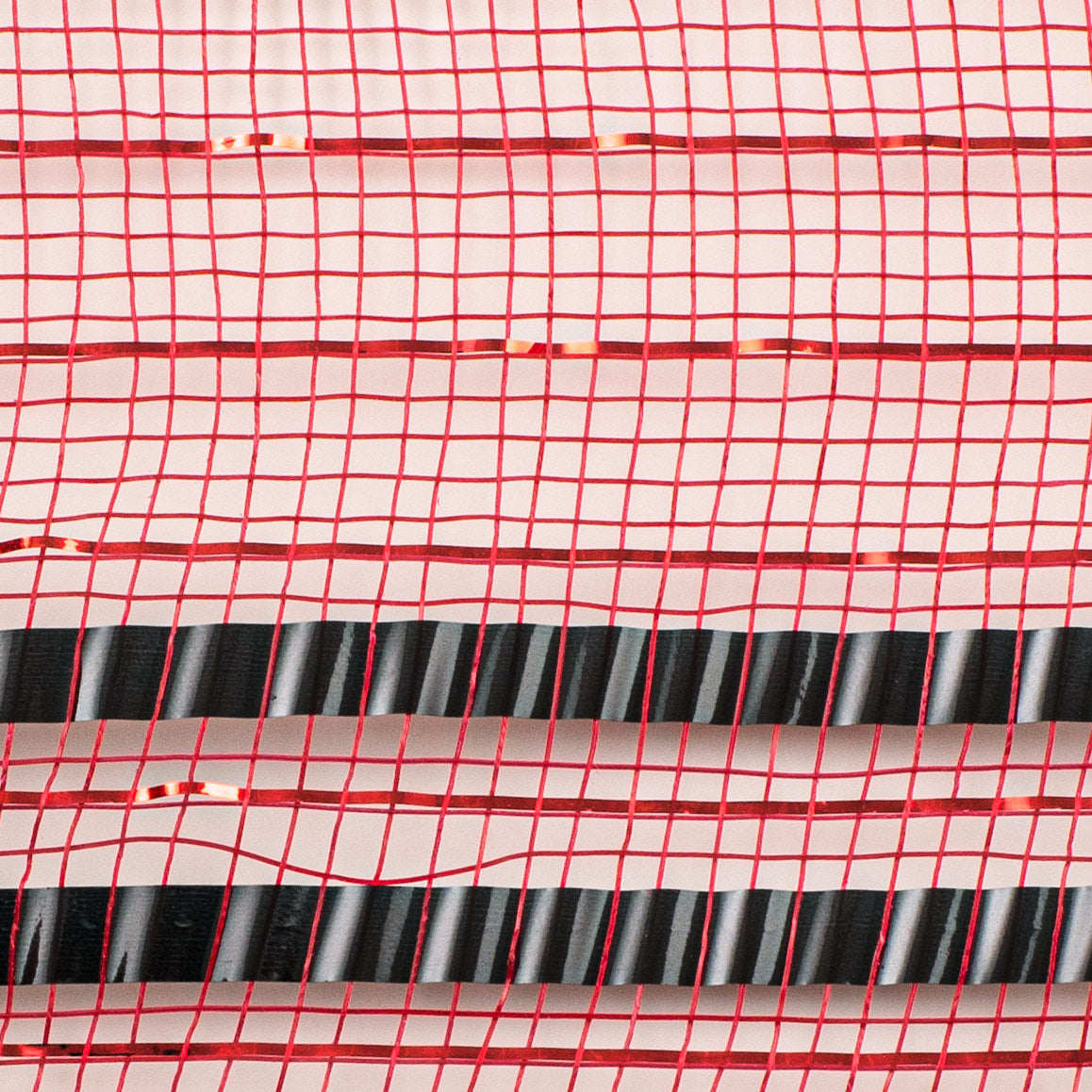 10" Matte XL Wide Foil Border Mesh: Red & Black detail photo 3