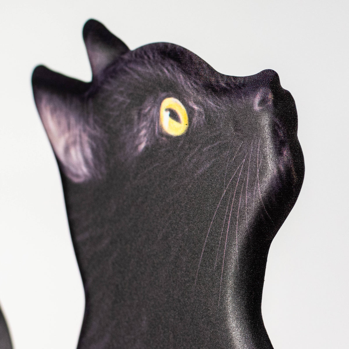 12" Metal Embossed Hanger: Pawing Black Cat detail photo 4