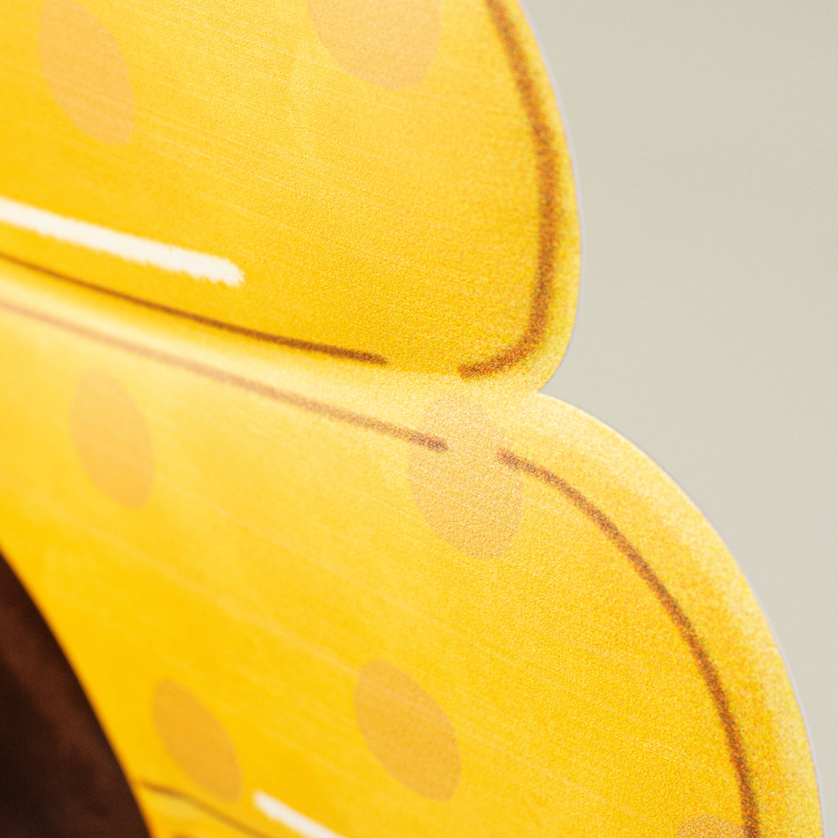 12" Metal Embossed Hanger: Polka Dot Bee Hive detail photo 3