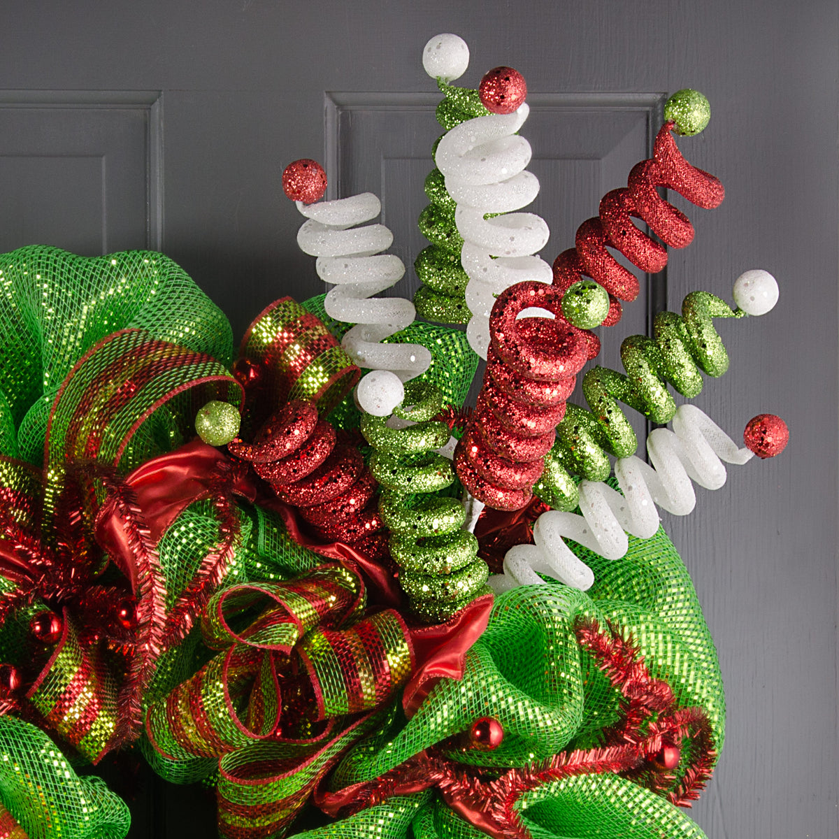 30" Metallic Curly Ball Spray: Lime Green, Red, White detail photo 4