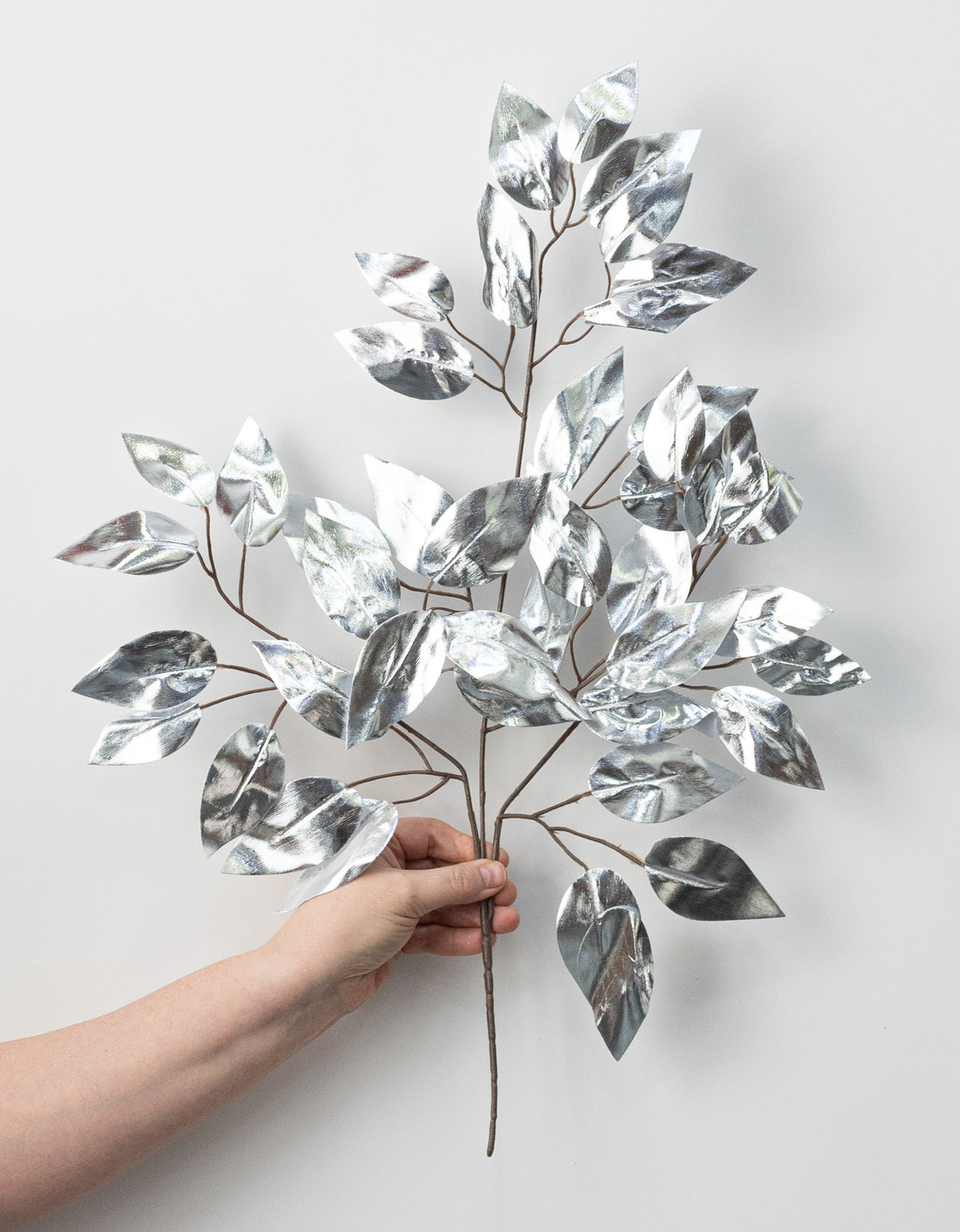 23" Metallic Ficus Leaf Spray: Silver (12) detail photo 3