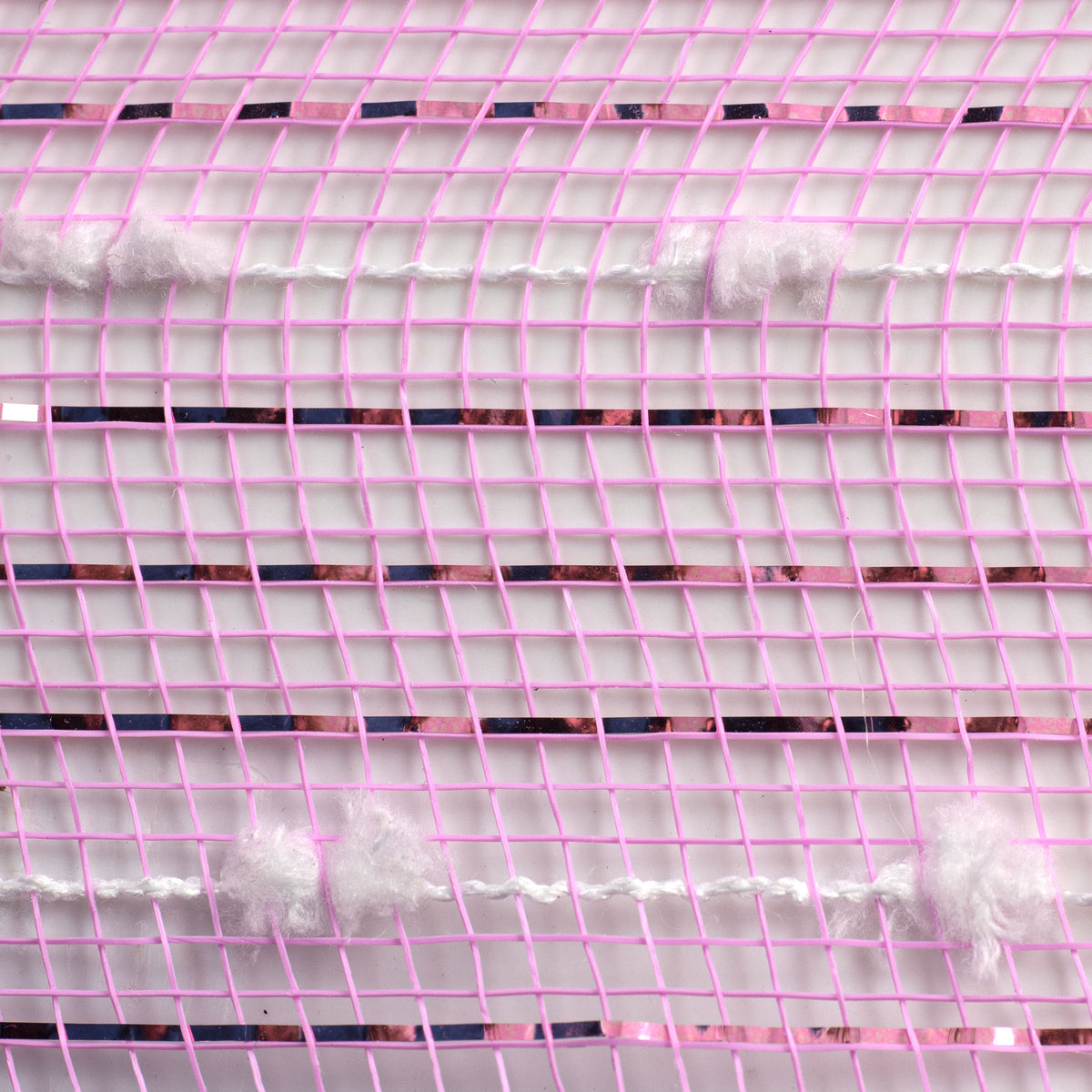 10" Metallic Snowball Deco Mesh: Pink & White (10 Yards) detail photo 3