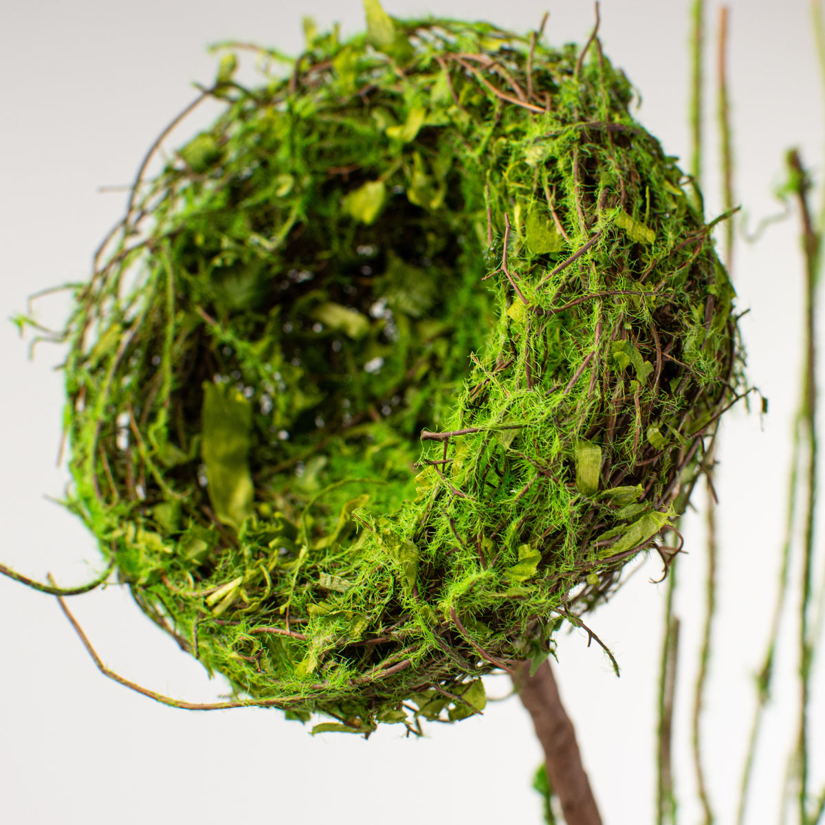 34" Mossy Twig Nest Spray detail photo 5