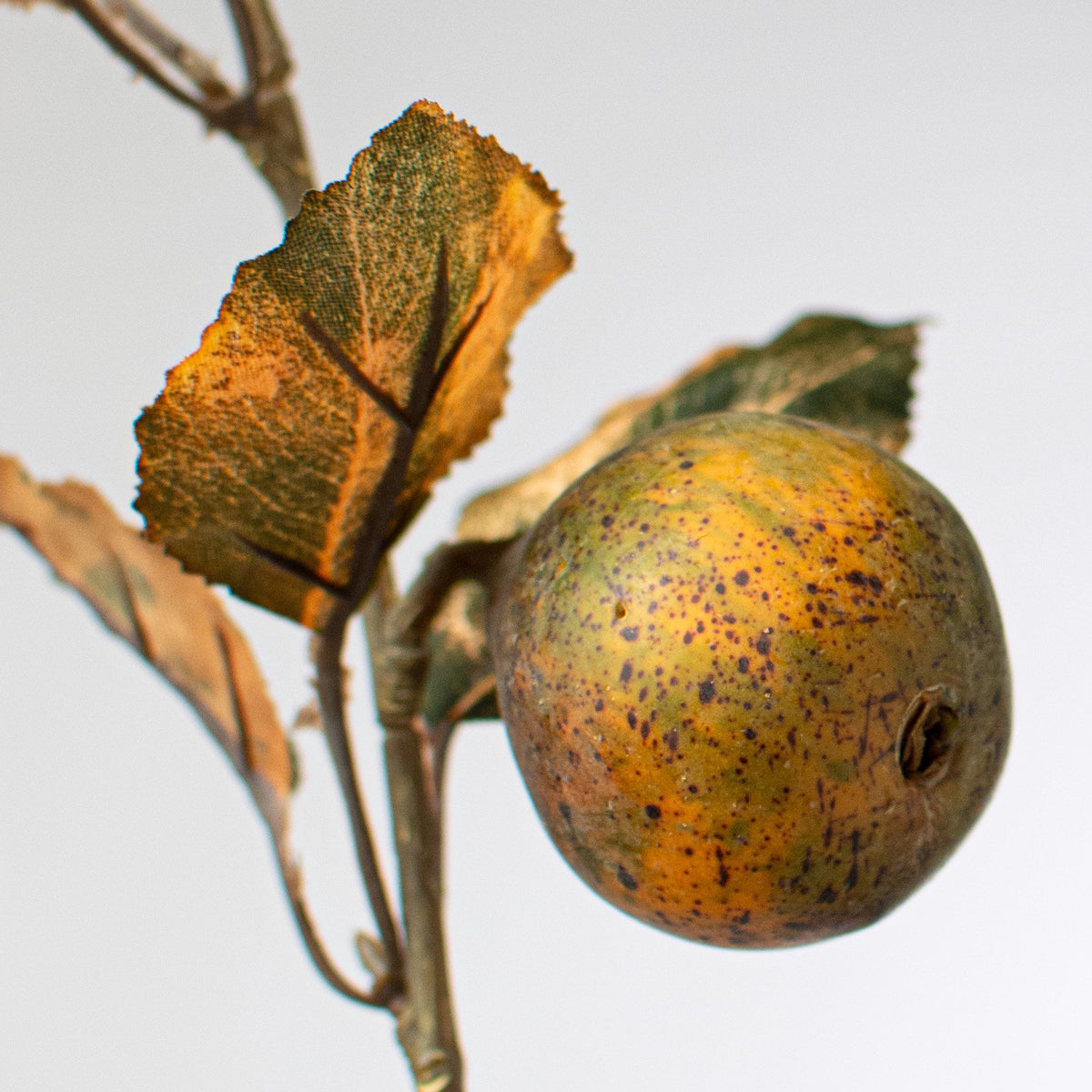 37" Pear & Leaves Spray detail photo 4